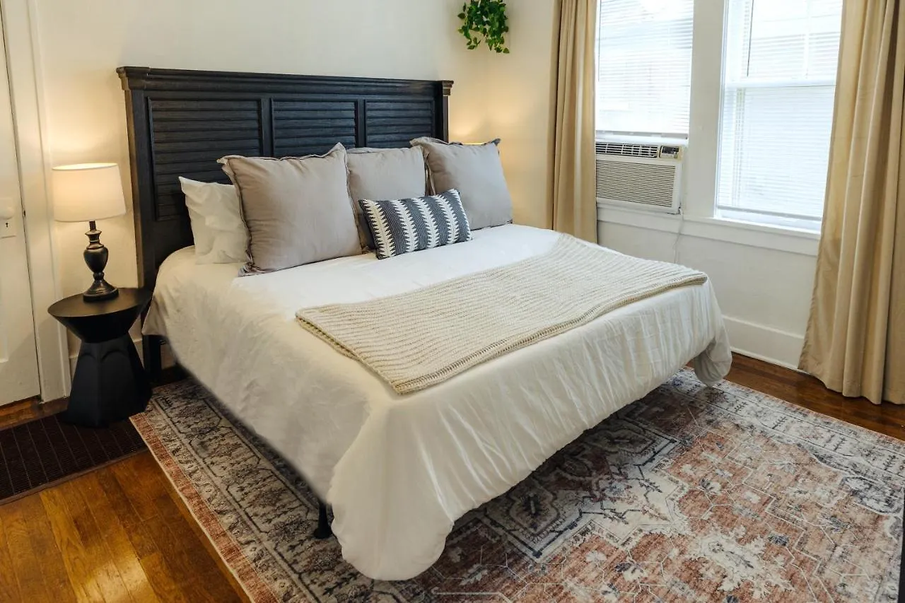 Historic Revival King Bed Midtown Memphis 66 Fast Wifi Free Parking Yes Pets Βίλα