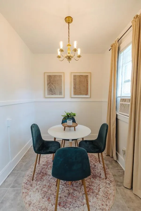 Historic Revival King Bed Midtown Memphis 66 Fast Wifi Free Parking Yes Pets Βίλα Ηνωμένες Πολιτείες της Αμερικής