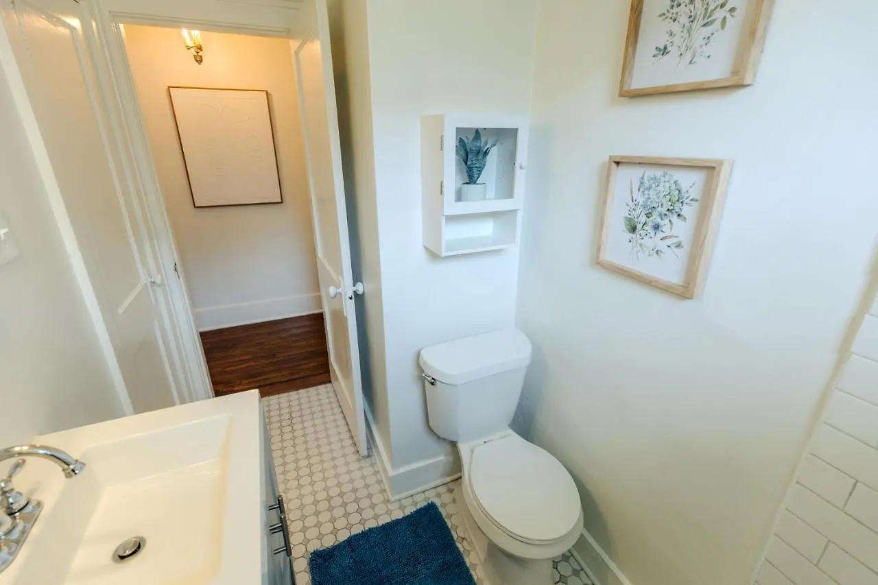 Σπίτι διακοπών Historic Revival King Bed Midtown Memphis 66 Fast Wifi Free Parking Yes Pets Βίλα